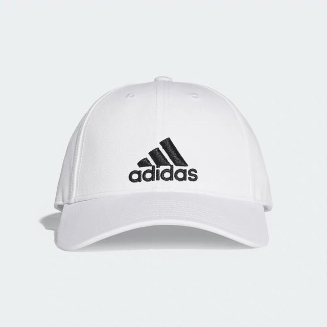 Mũ adidas