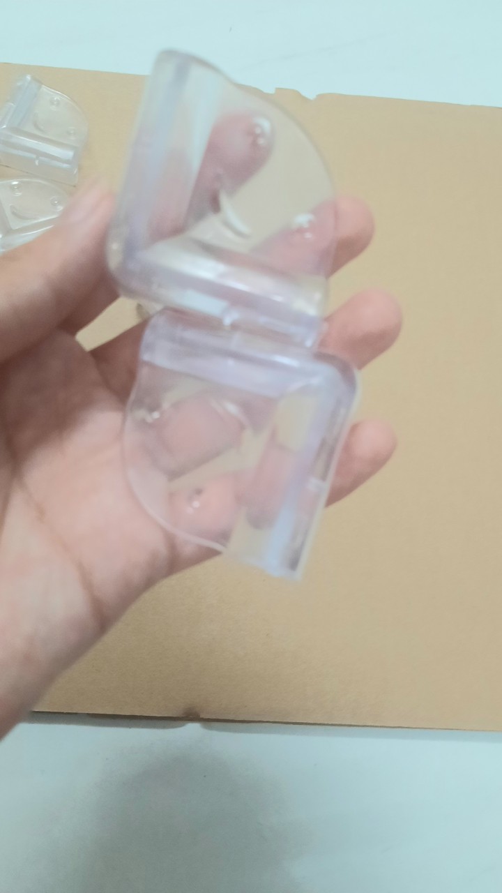 Silicon bịt góc bàn 2 loại