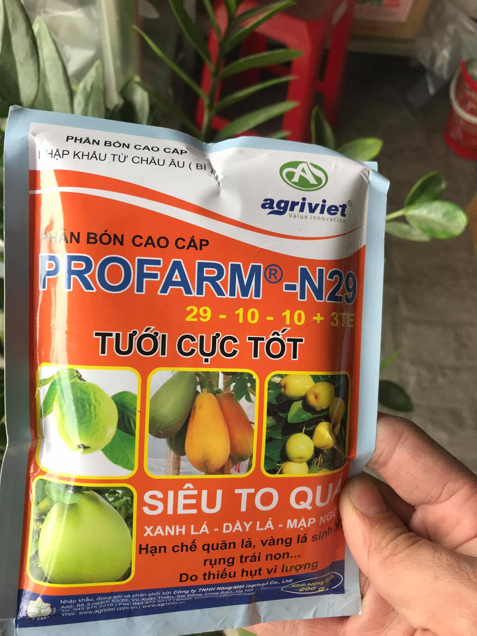 Phân bón lá cao cấp Profarm-N29/ 29-10-10+3TE (200g)
