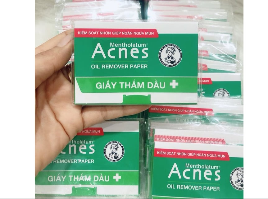 Giấy Thấm Dầu Acnes Oil Remover Paper combo 2 bịch  (bịch 50 tờ)