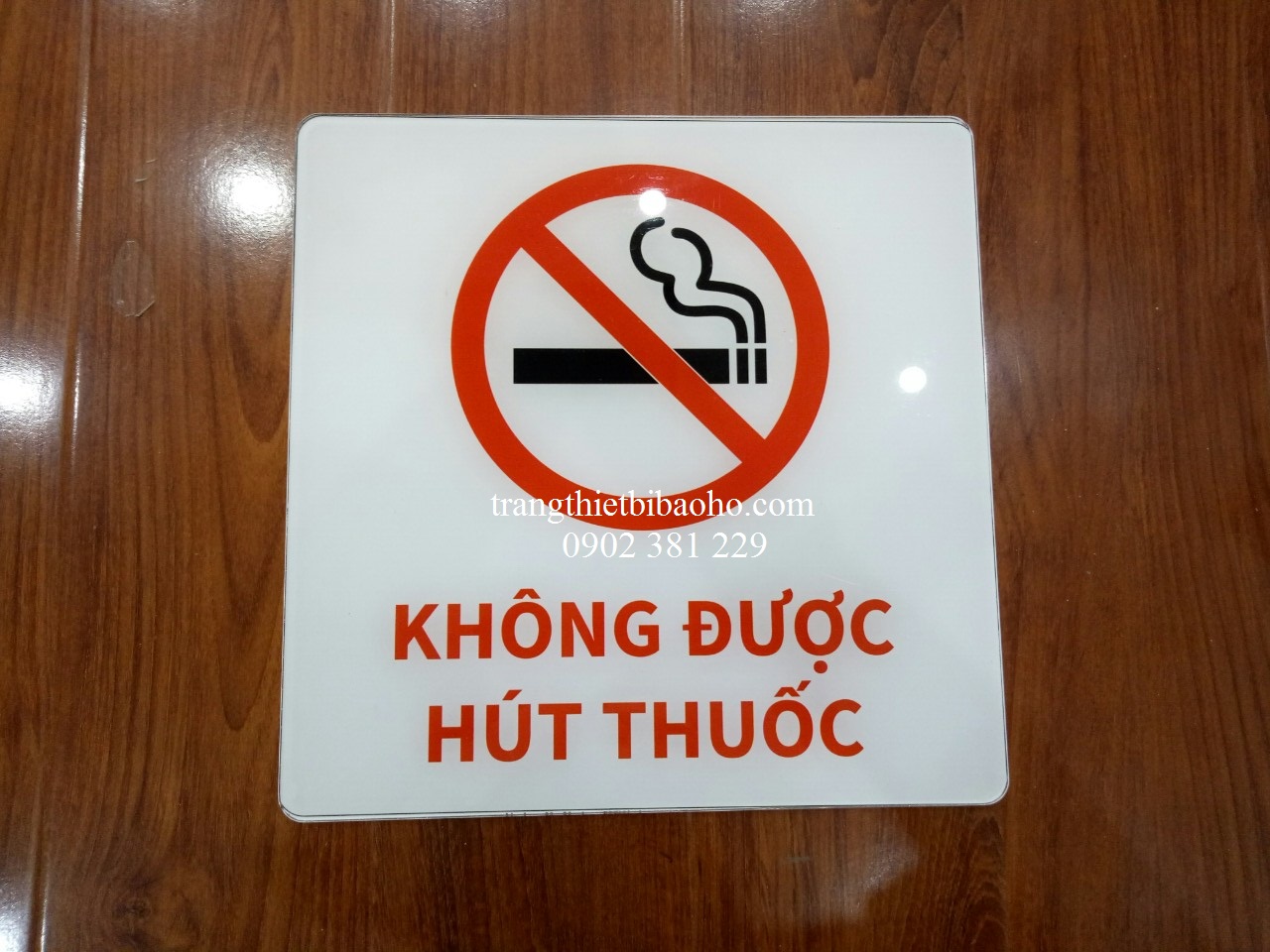 Biển báo mica không được hút thuốc kích thước 30 x 30cm