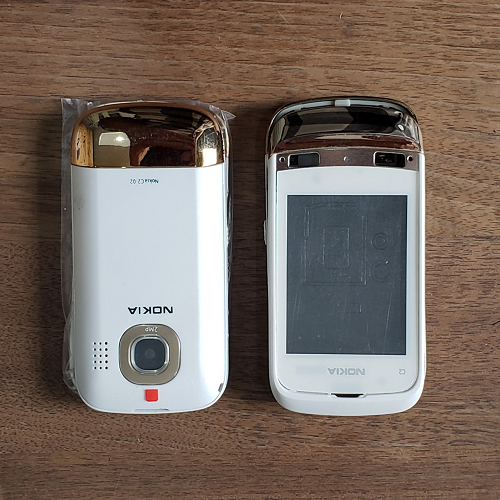 Vỏ Nokia C2-02 Có sườn - không phím