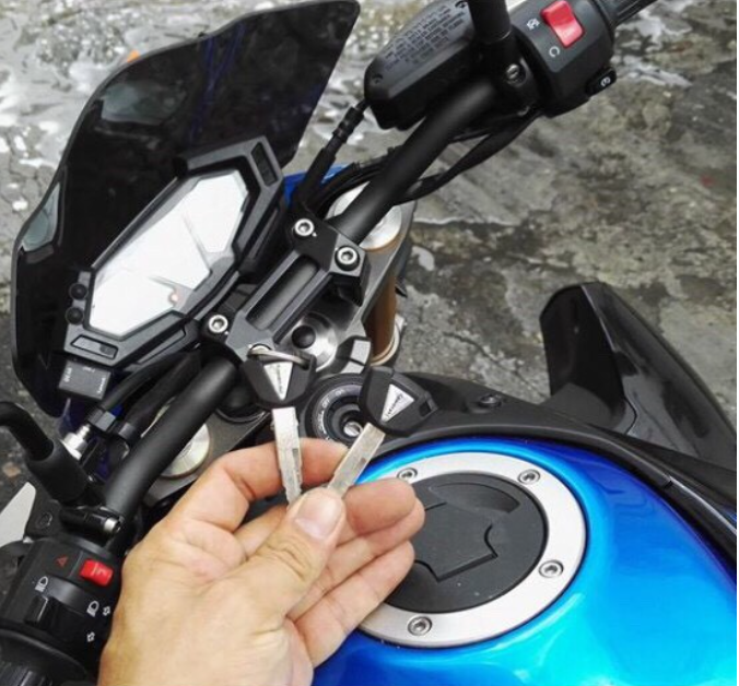 chìa khóa xe phân khối lớn kawasaki