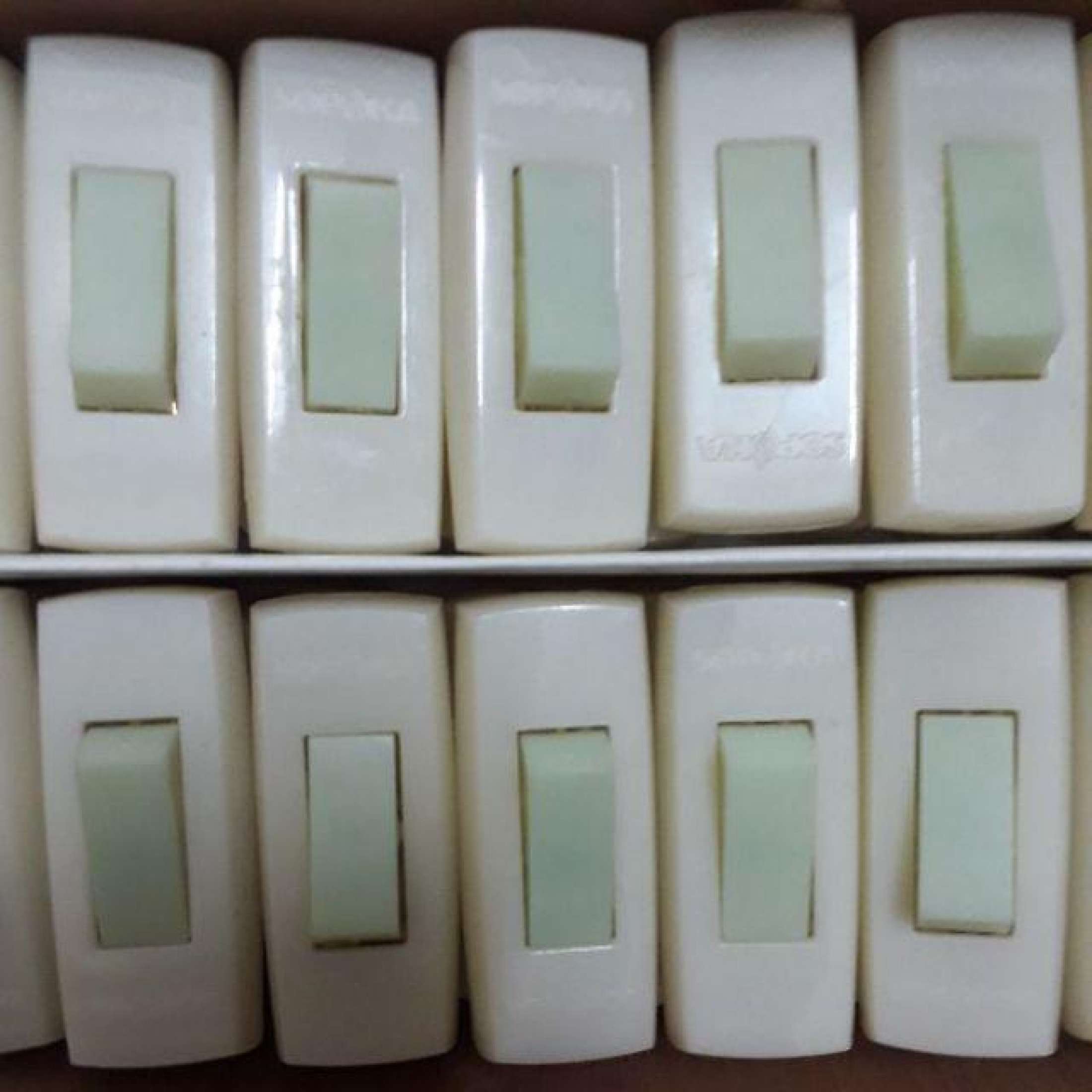 Công Tắc Nhót / Công Tắc Treo