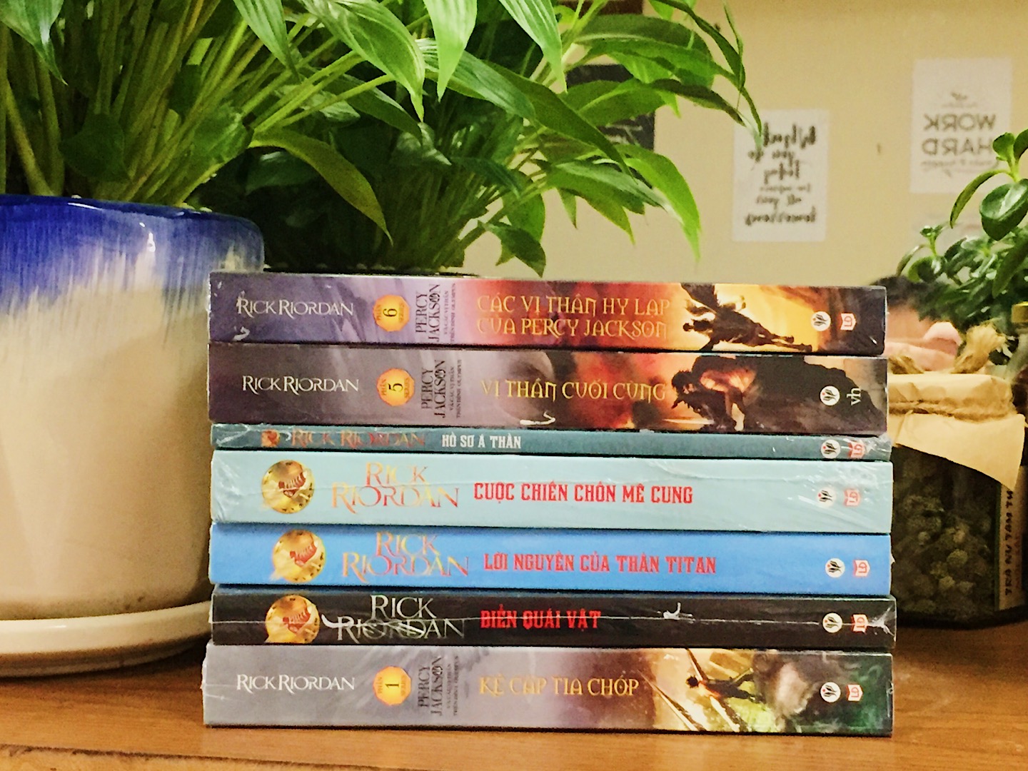 Trọn bộ PERCY JACKSON VÀ CÁC VỊ THẦN TRÊN ĐỈNH OLYMPUS  7 cuốn