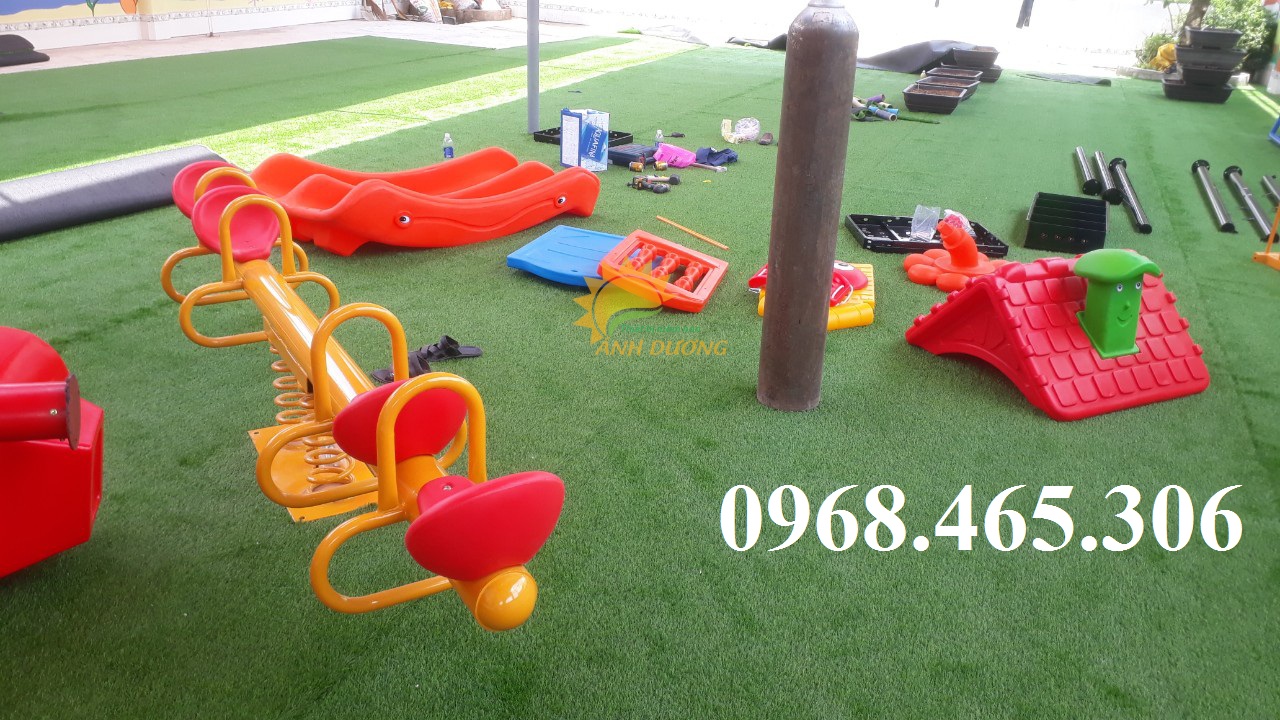 HCMBập bênh lò xo 4 chỗ ngồi