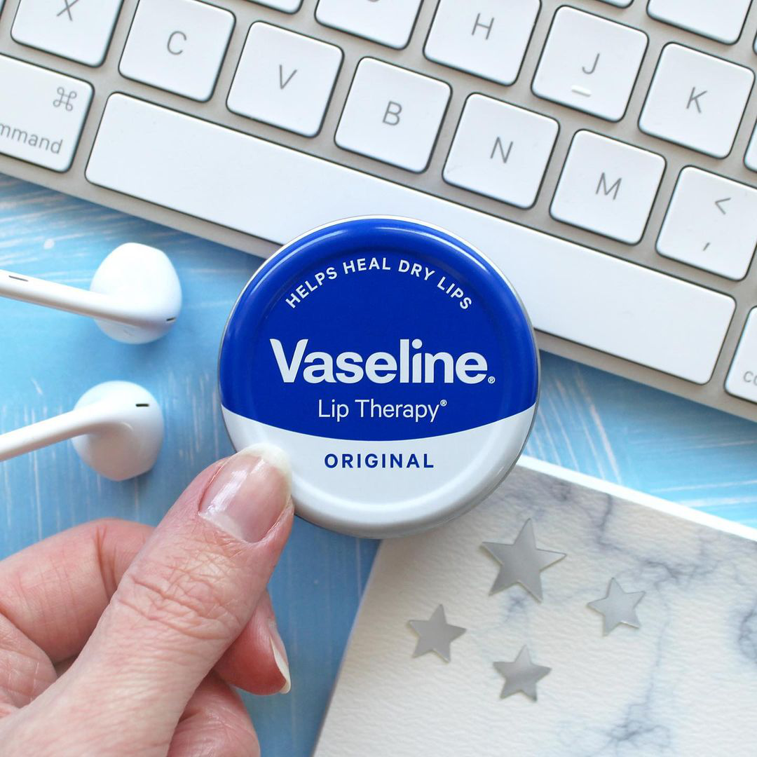 Sáp dưỡng môi Vaseline Lip Therapy Na Uy 20g ( Son / Sáp)