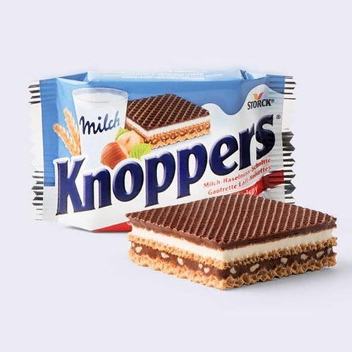 Bánh xốp Chocolate & Nhân Hạt Dẻ Knoppers Minis
