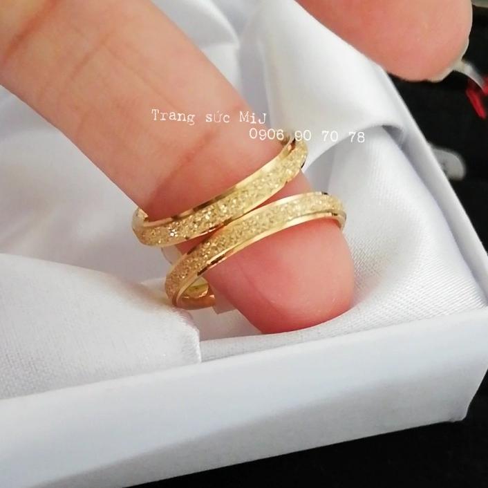 [GIÁ 1 CHIẾC] NHẪN TITAN PHUN CÁT MẠ VÀNG
