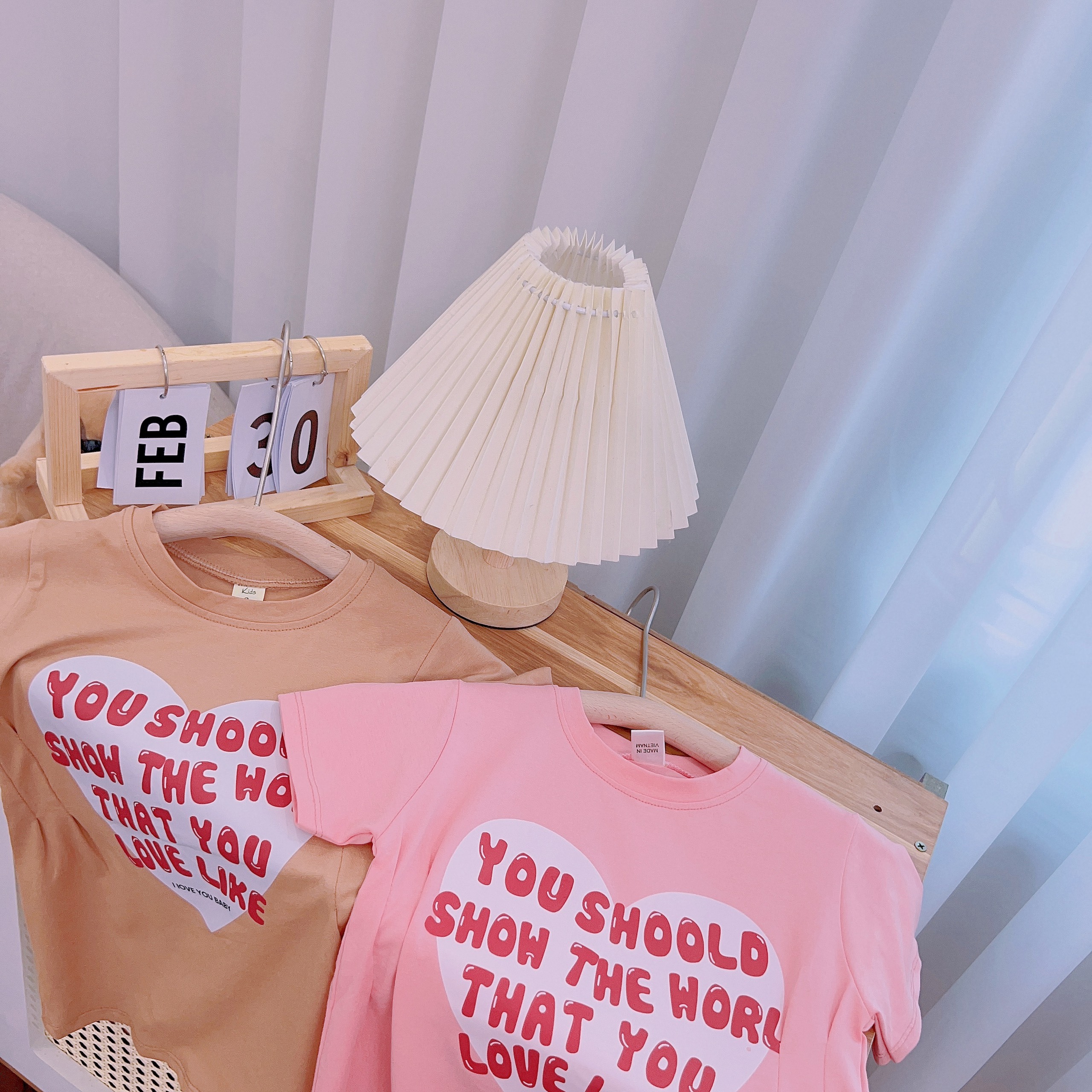 Váy bé gái cotton xuông siết eo