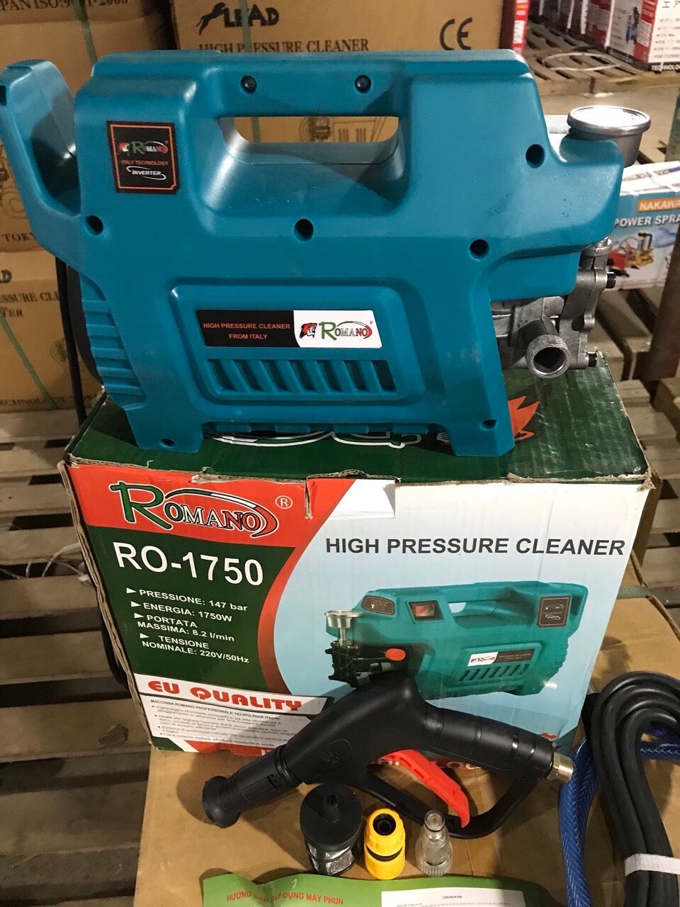 Máy Rửa Xe Mini 1750W Romano RO-1750