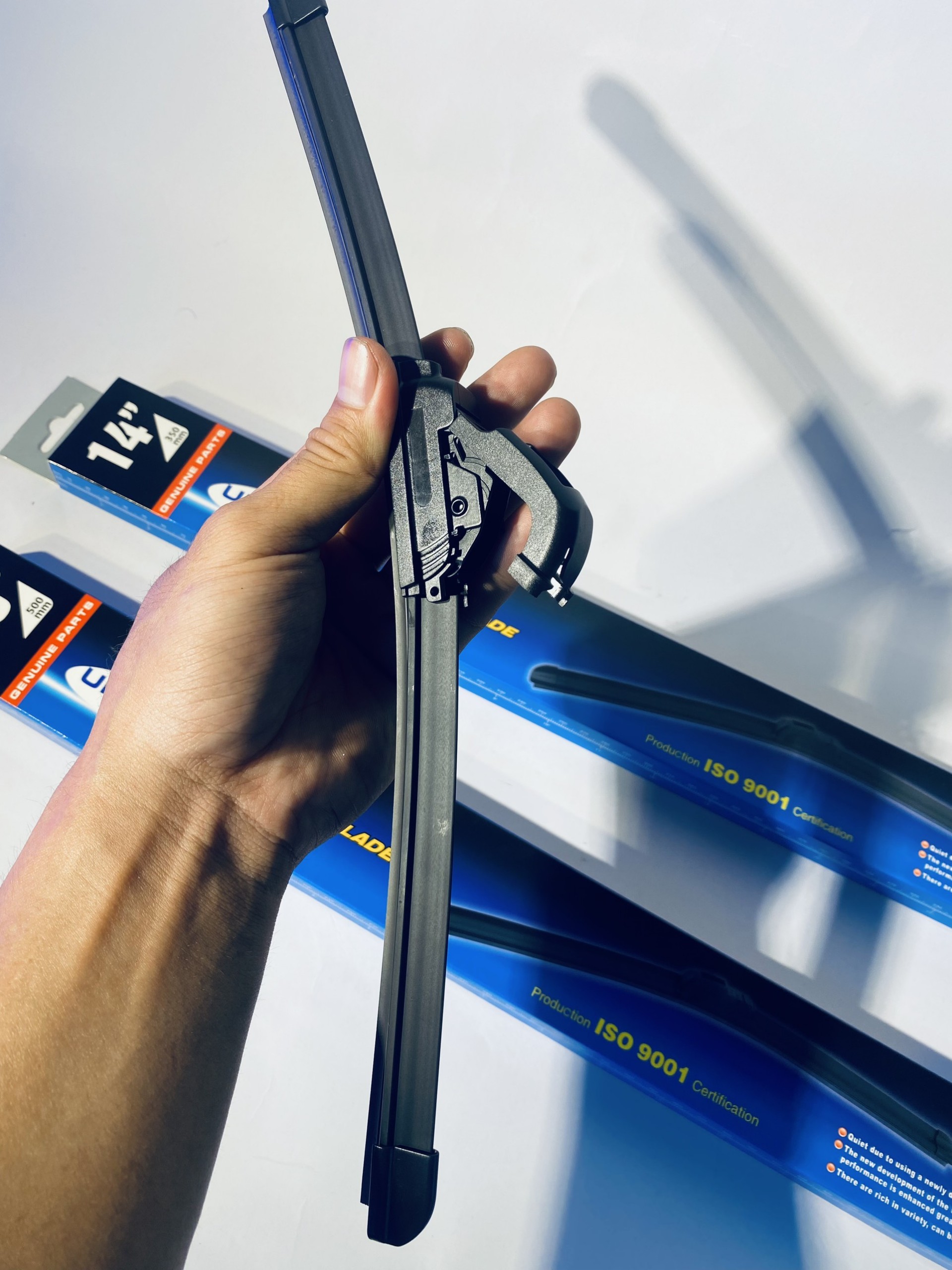 Isuzu MU-X silicone rain wiper