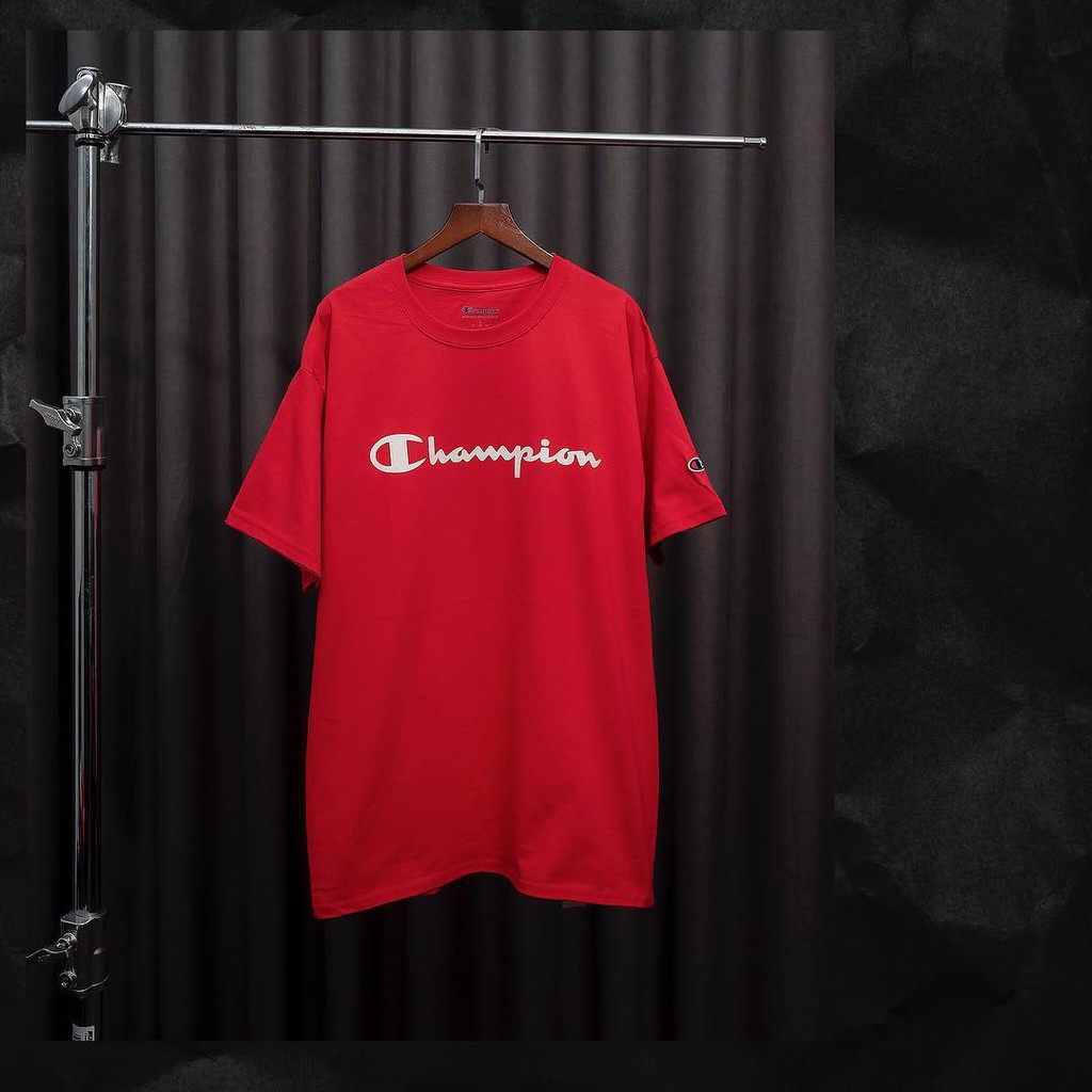 ÁO CHAMPION® GRAPHIC TEE RED -  AUTHENTIC -  SHIPPED USA