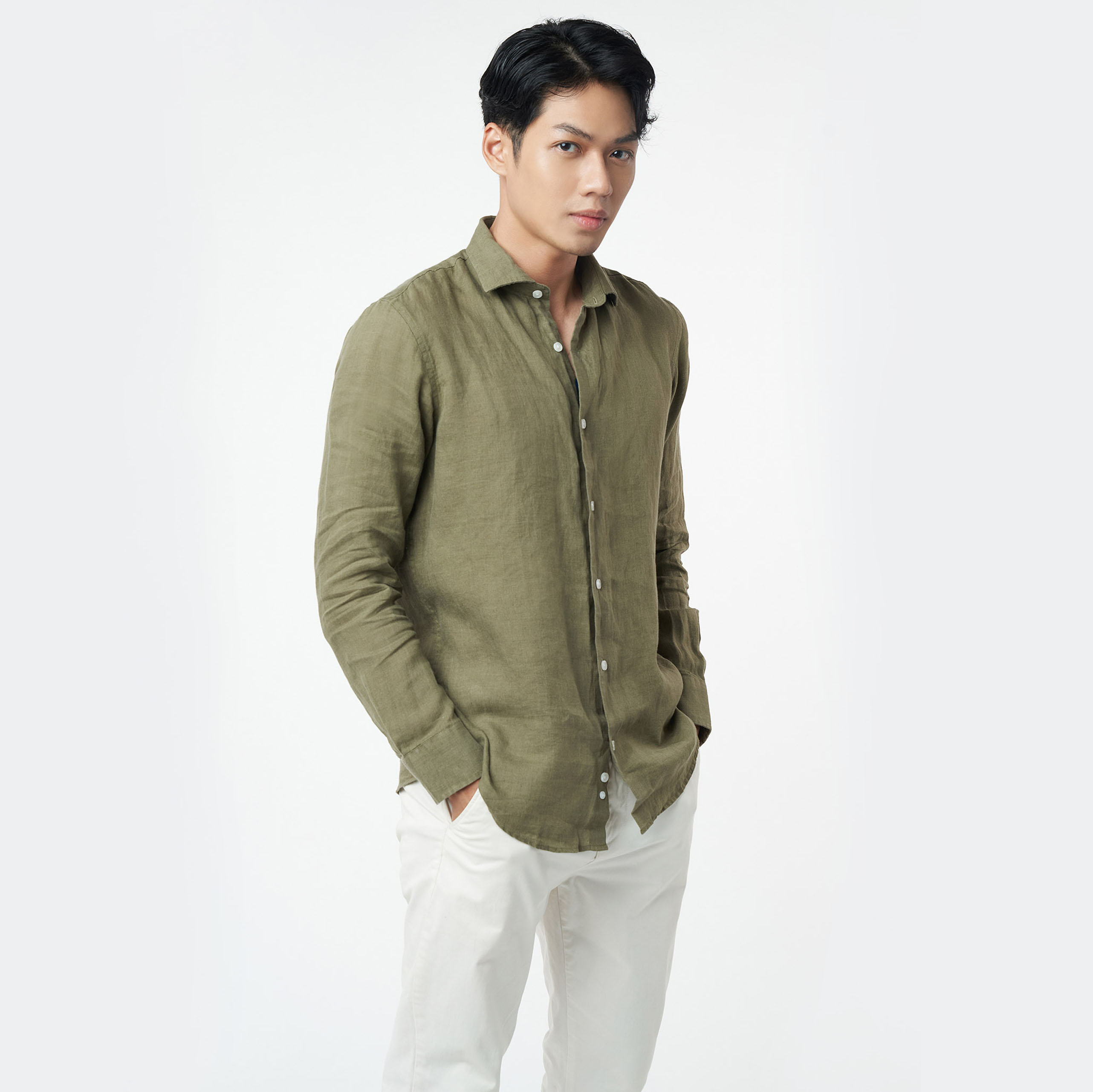 [CÒN SIZE XL] Áo Sơ Mi Linen Basic Nam Tay Dài NINOMAXX 2203042
