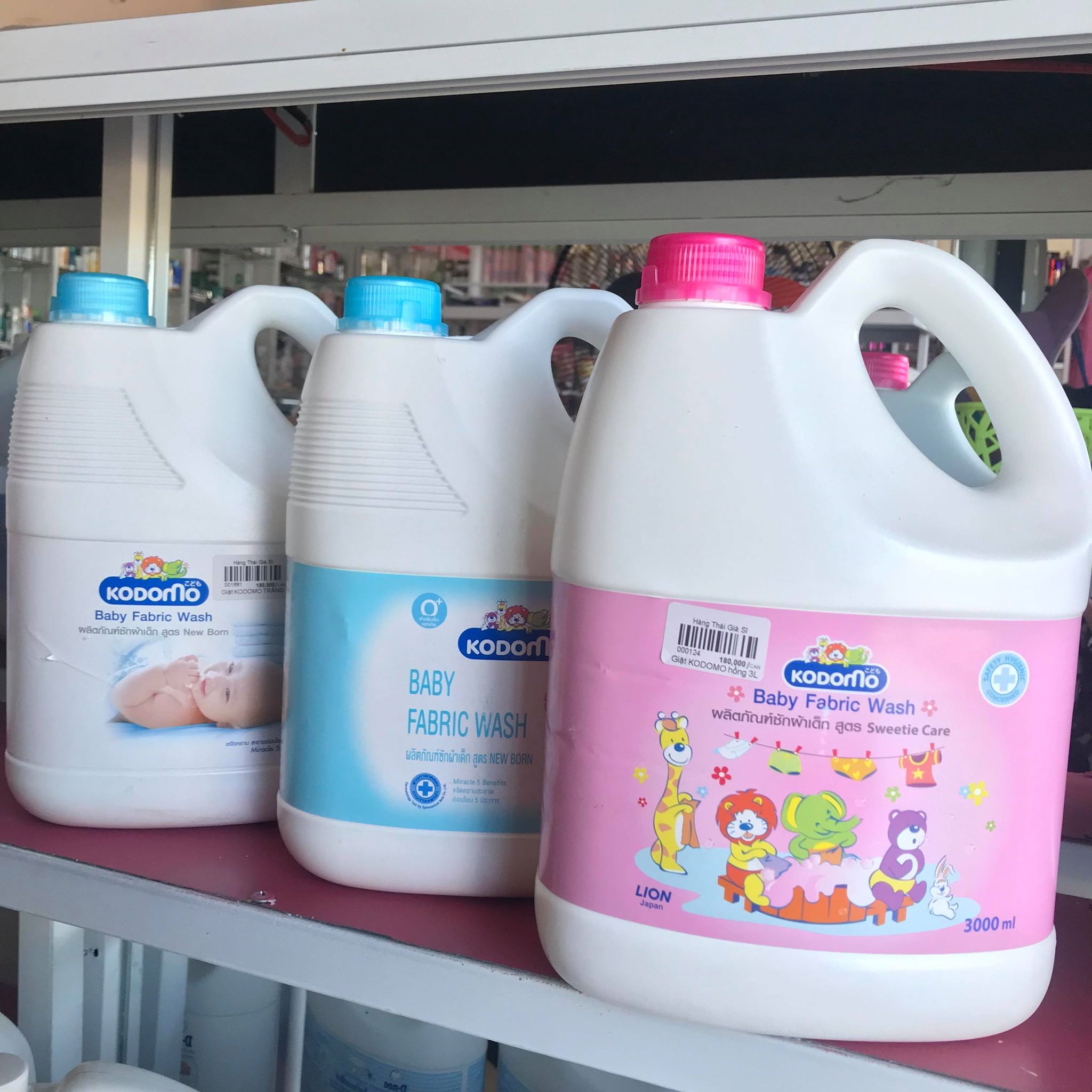 Nước giặt xả Kodomo 3000ml [Xanh] Thái Lan