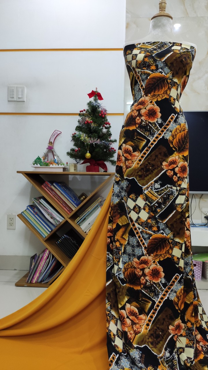 2m Vải lụa lạnh hoạ tiết lập thể hoa (1) - lụa Mango chính phẩm