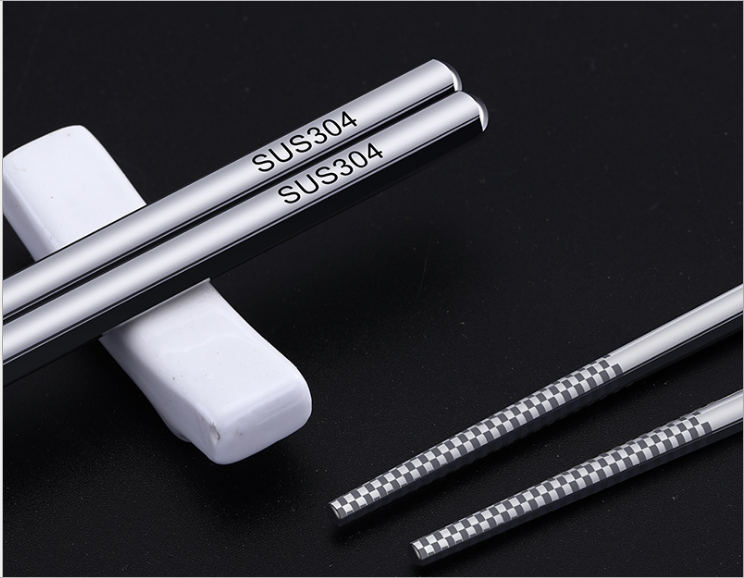 Sét 5 đôi đũa inox 304 cao cấp khắc hoa văn đẹp