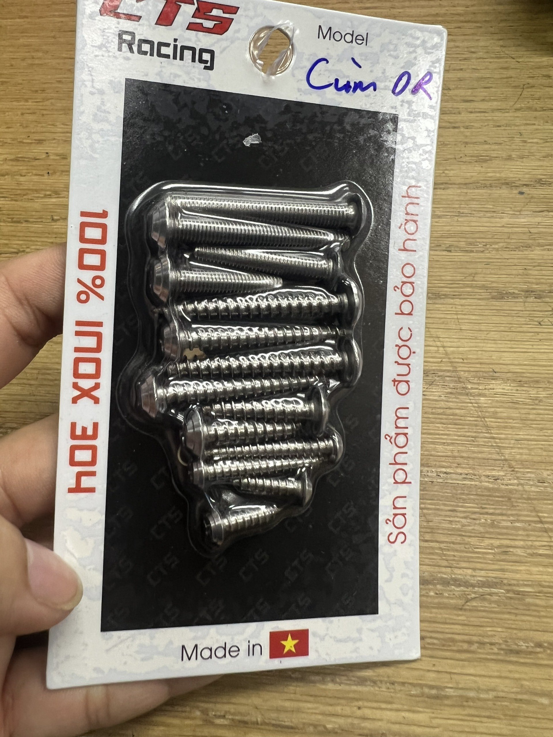 Bộ ốc bắt cùm công tắc, bắt đầu xe dream inox 304 cts-14 con