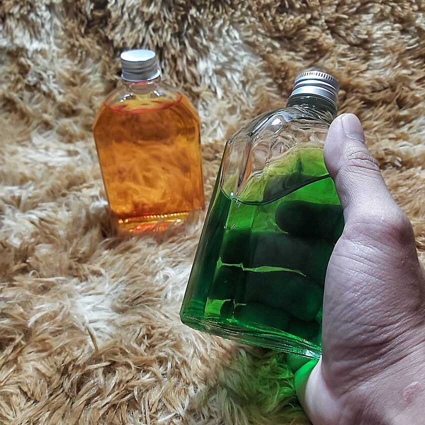 Glass bottle 200ML – SQUARE shape FLAT deign – curved Shoulder – combo 2 bottles