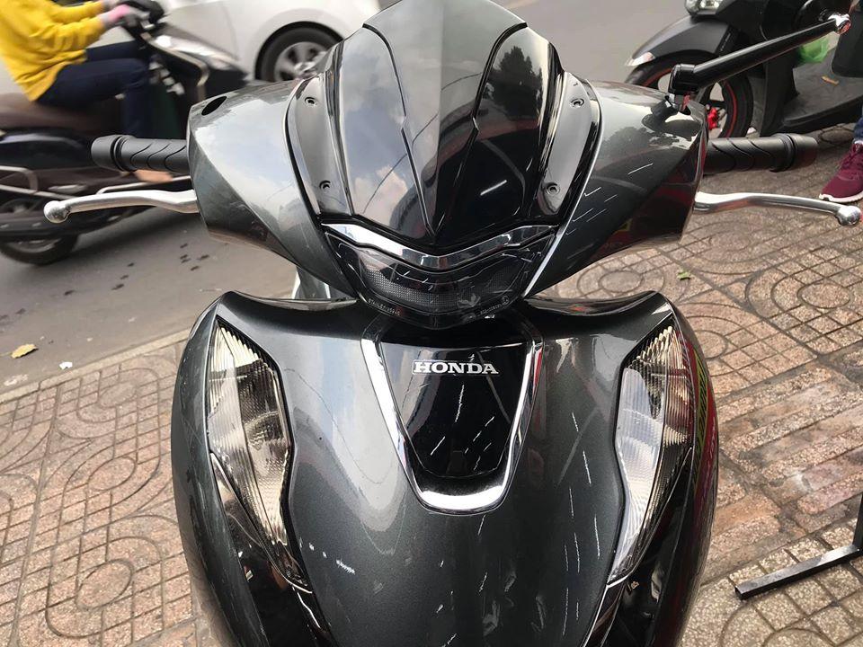 Ốp đầu SH 2020 070495