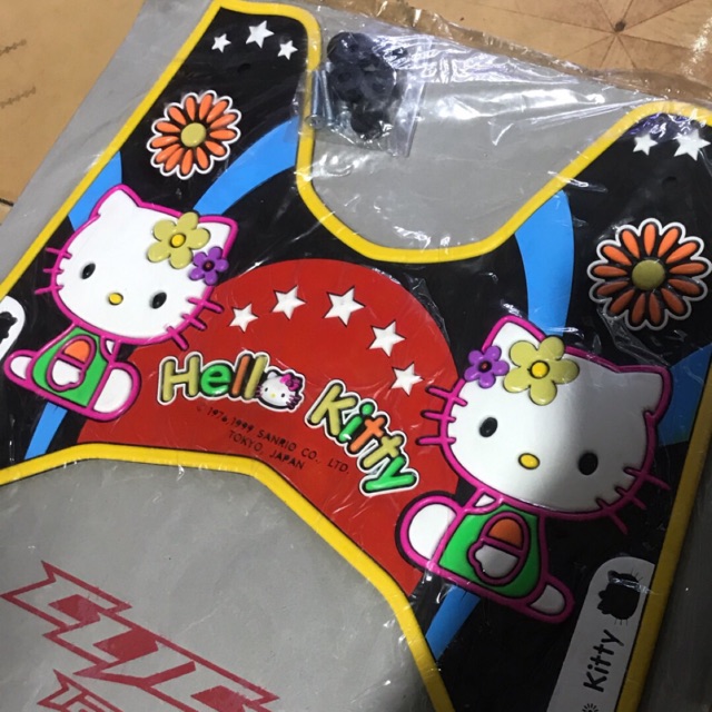 Thảm Lót Chân Mickey, DOREMON ngẫu nhiên Gắn Xe VARIO, CLICK.. SUPERMARKET QUỐC BẢO