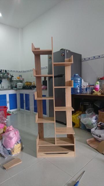 KỆ SÁCH HÌNH CÂY ĐA TẦNG IGEA -GP66
