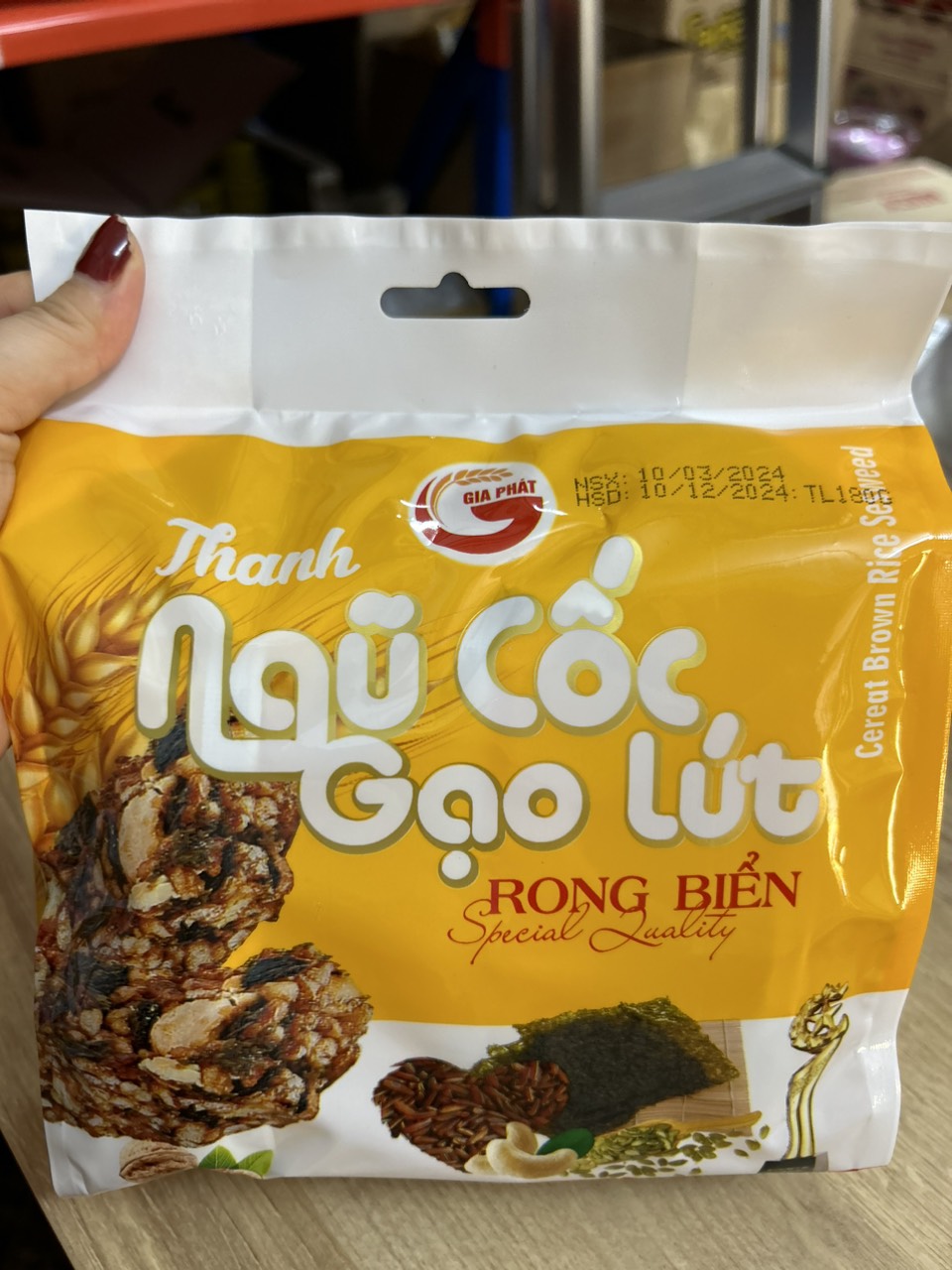 Thanh cơm gạo lứt ngũ cốc chà bông & ngũ cốc rong biển-180g/10 thanh
