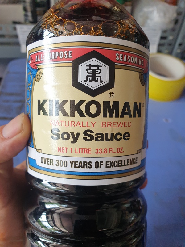 NƯỚC TƯƠNG SOY SAUCE HIỆU KIKKOMAN 1L