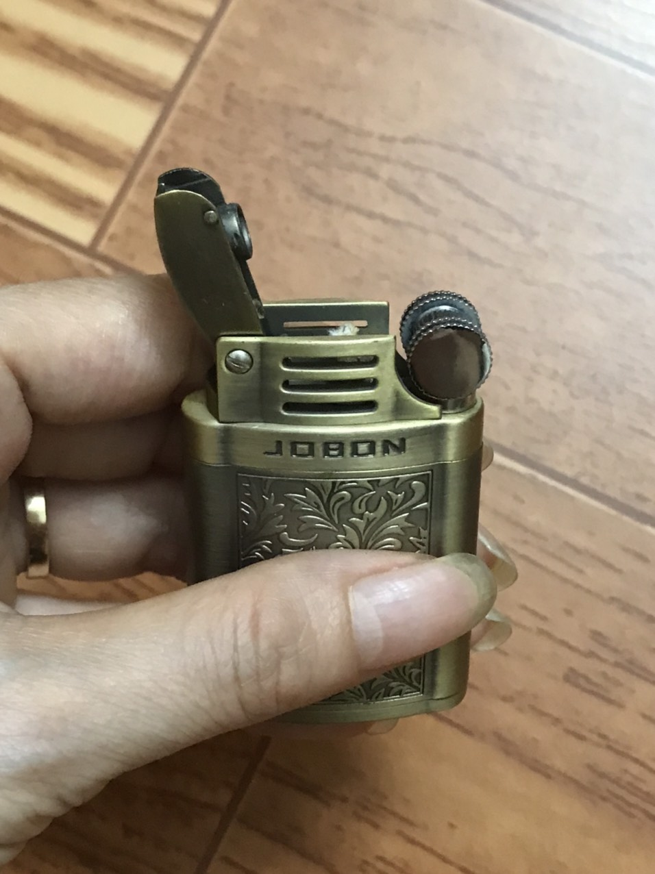 Bật Lửa , Hộp Quẹt Bật Lửa Xăng Đá Jobon ZB 617 Cực Chất