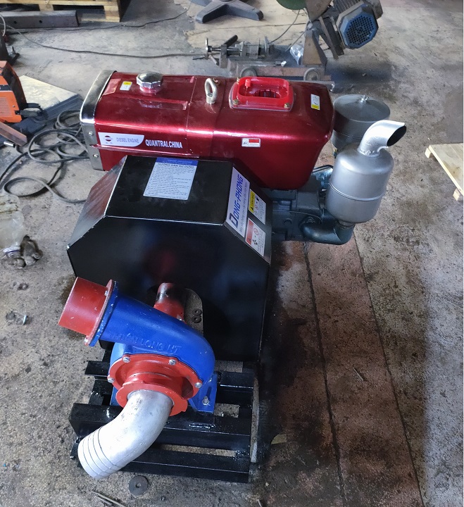 Máy Bơm Nước Đầu Nổ Đông Phong D8 ( Gió )