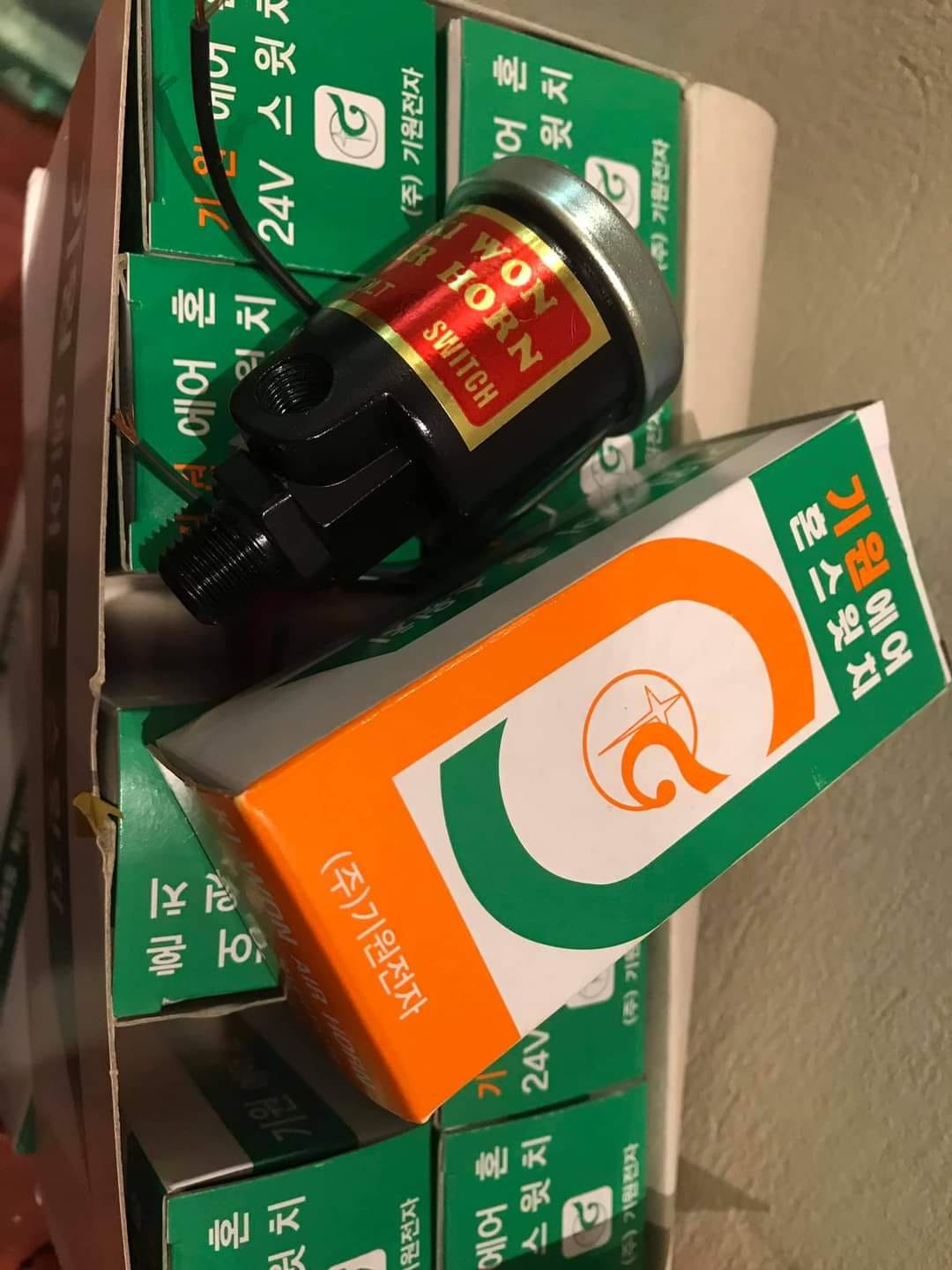 rơ le còi hơi Kiwon Hàn Quốc