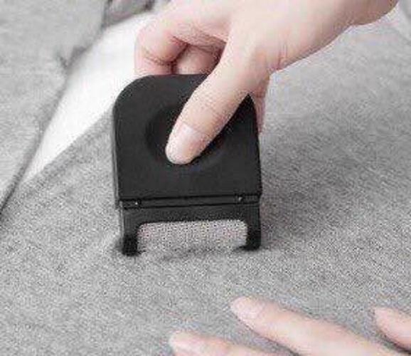 Máy cắt lông xù quần áo mini