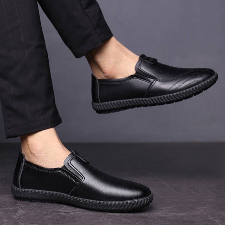 Pu Leather Men's Loafers with E3 Logo in Classic Color