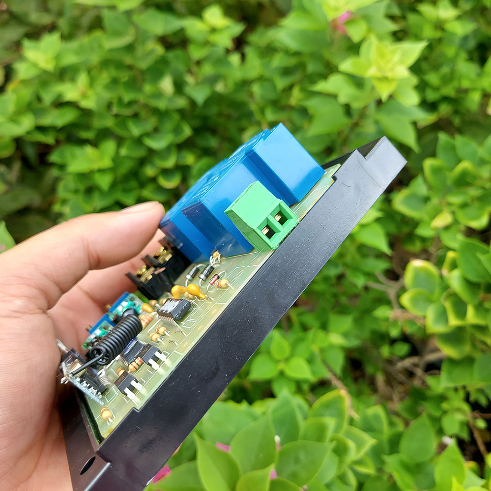 Điều khiển - 1 chạm 2 dây -  từ xa cửa lùa xe ô tô 12v