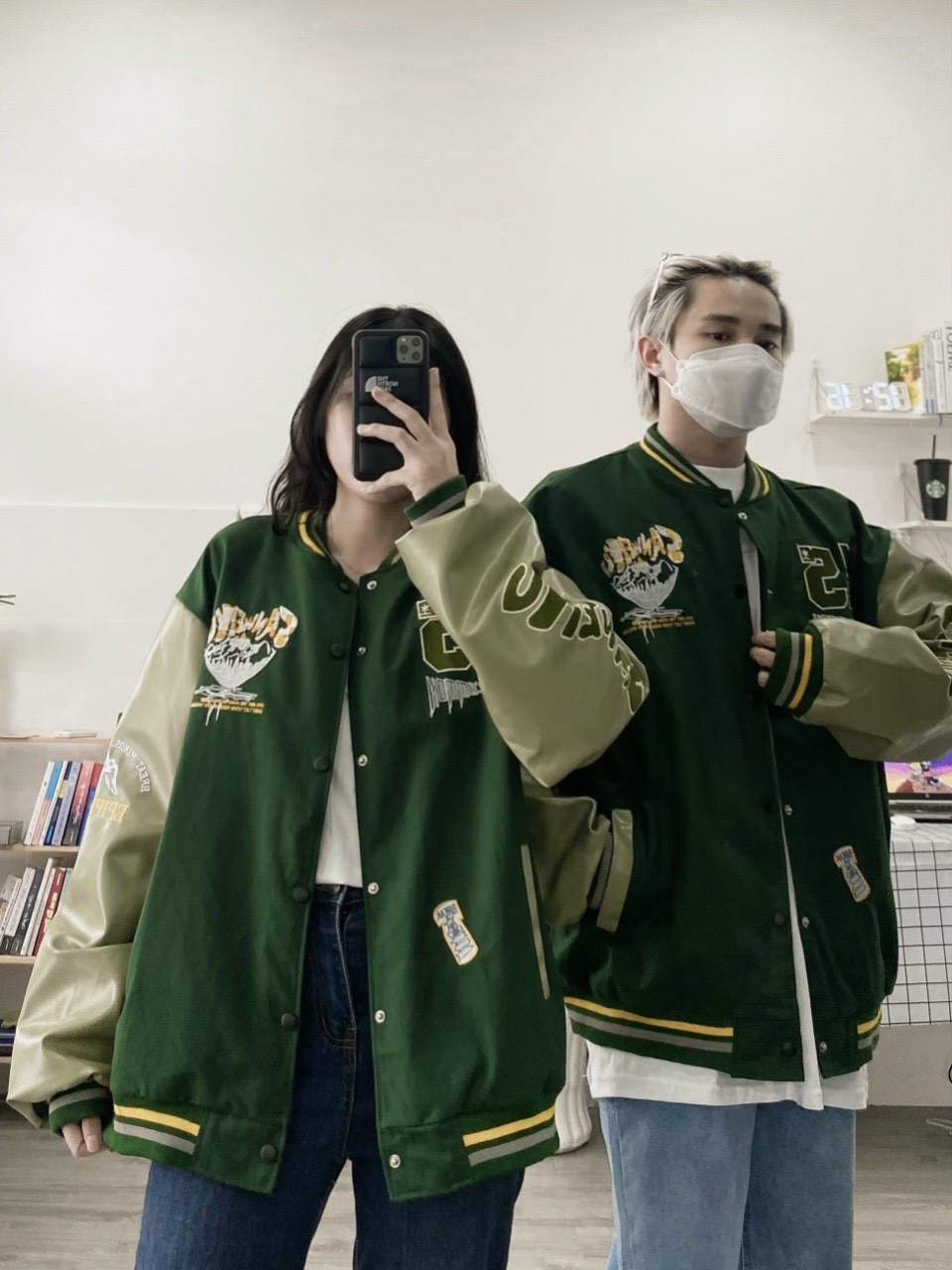 Áo Khoác Bomber Varsity Kaki Xanh Lá Phối Tay Da Hình Thêu Unisex Nam Nữ