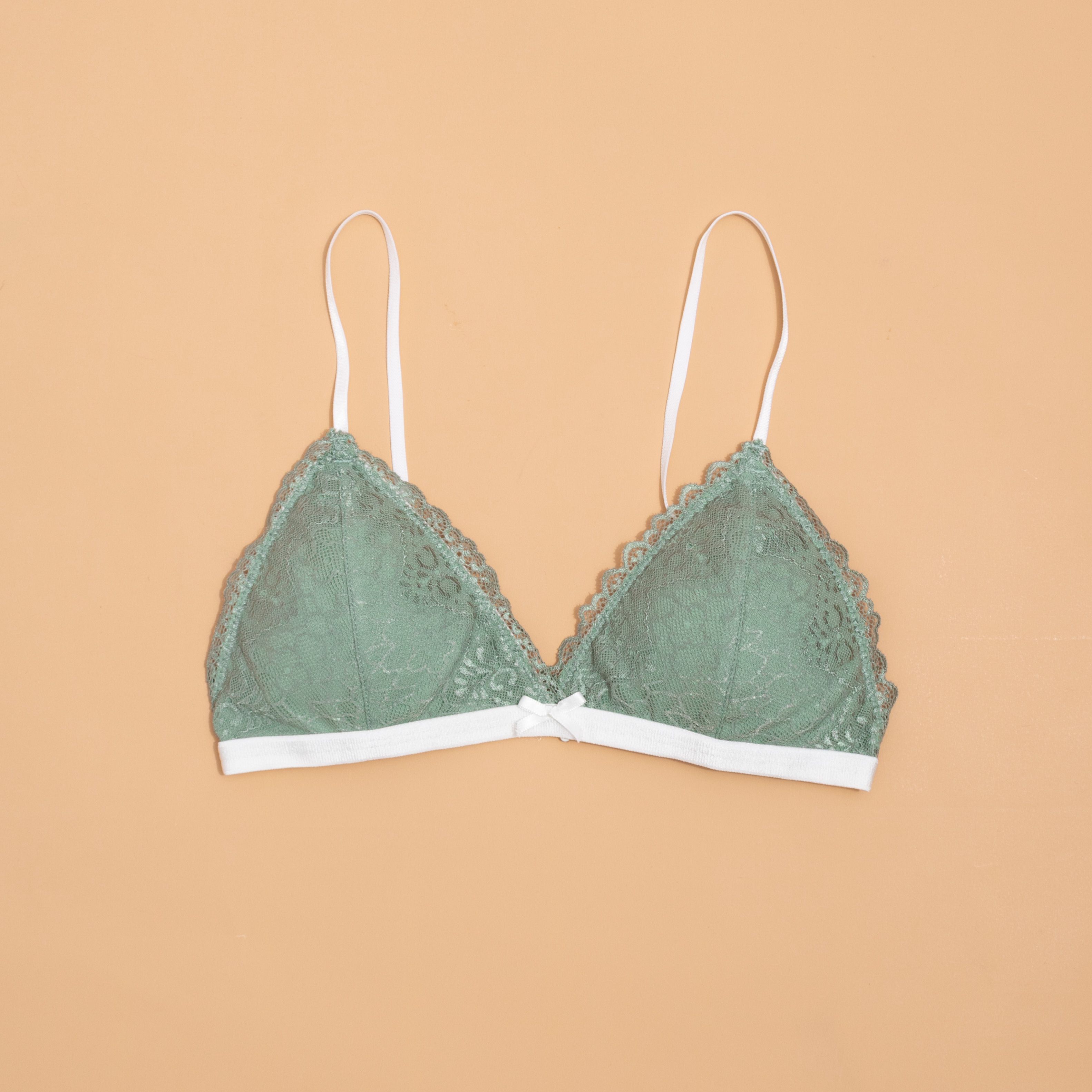Áo lót mút mỏng bralette ren Lamluy