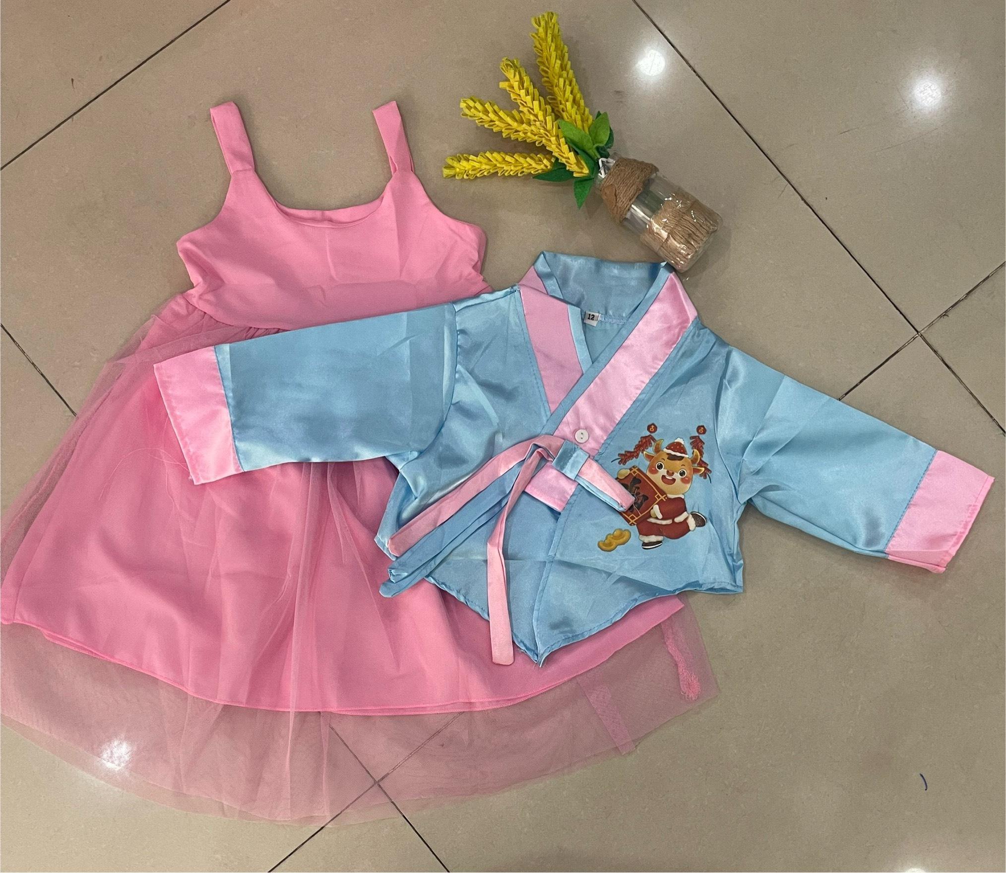 Trang phục Hàn Quốc dành cho bé gái