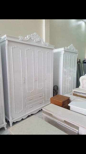 Tủ quần áo tân cổ điển 4 buồng