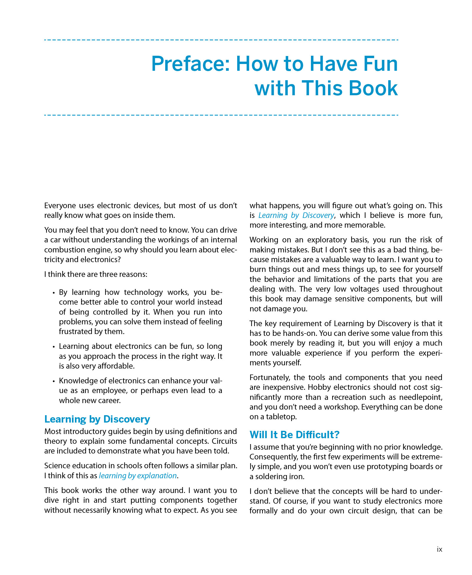 Make Electronics Learning Through Discovery - Hanoi Book Store