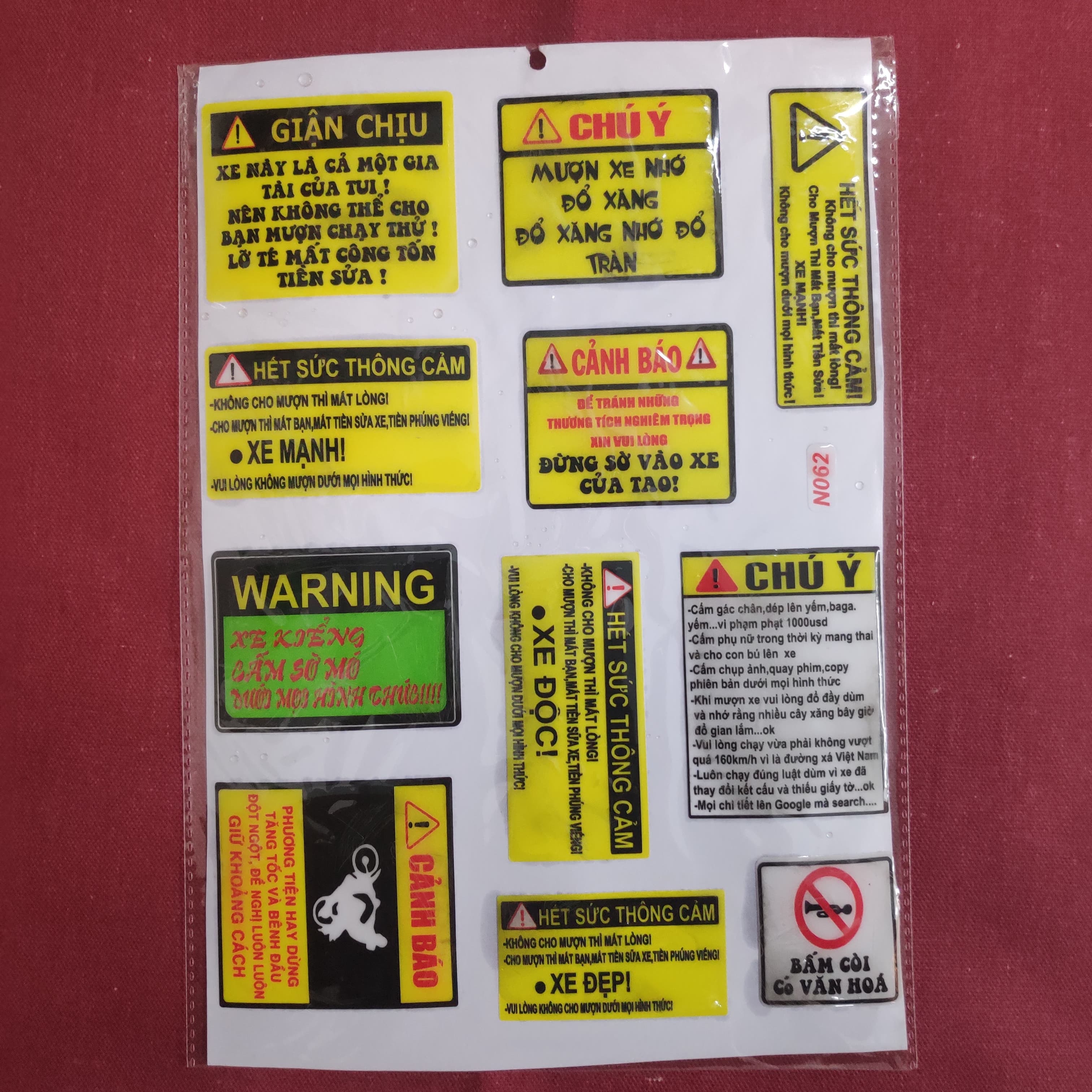 [TẤU HÀI GIÂN CHỊU] TEM TẤM NỔI DÁN XE MÁY VUI NHỘN HÀI HƯỚC LẠ MẮT (LOGO+CHỮ)