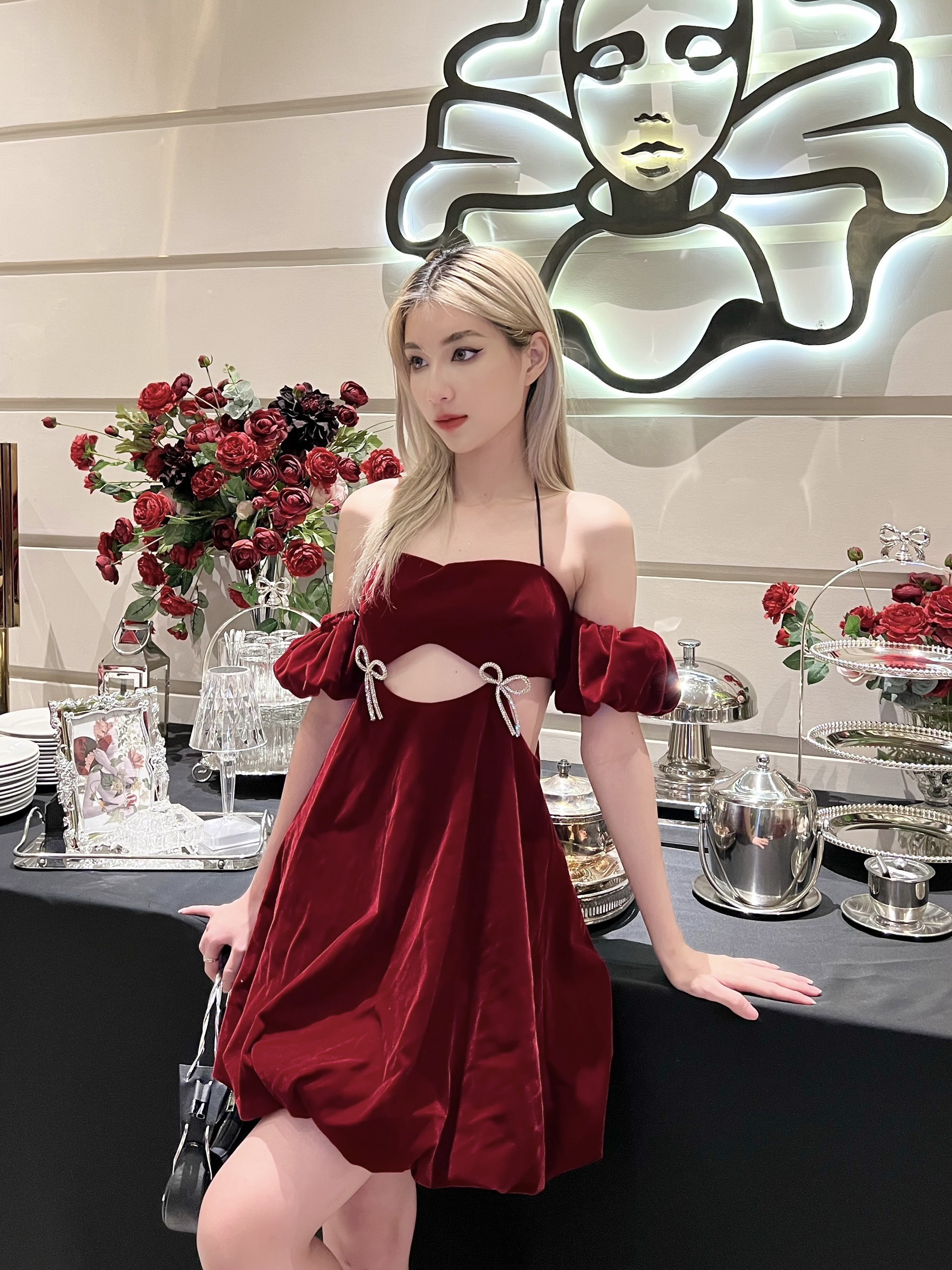 ĐẦM NƠ NGỌC _ ĐỎ ĐÔ