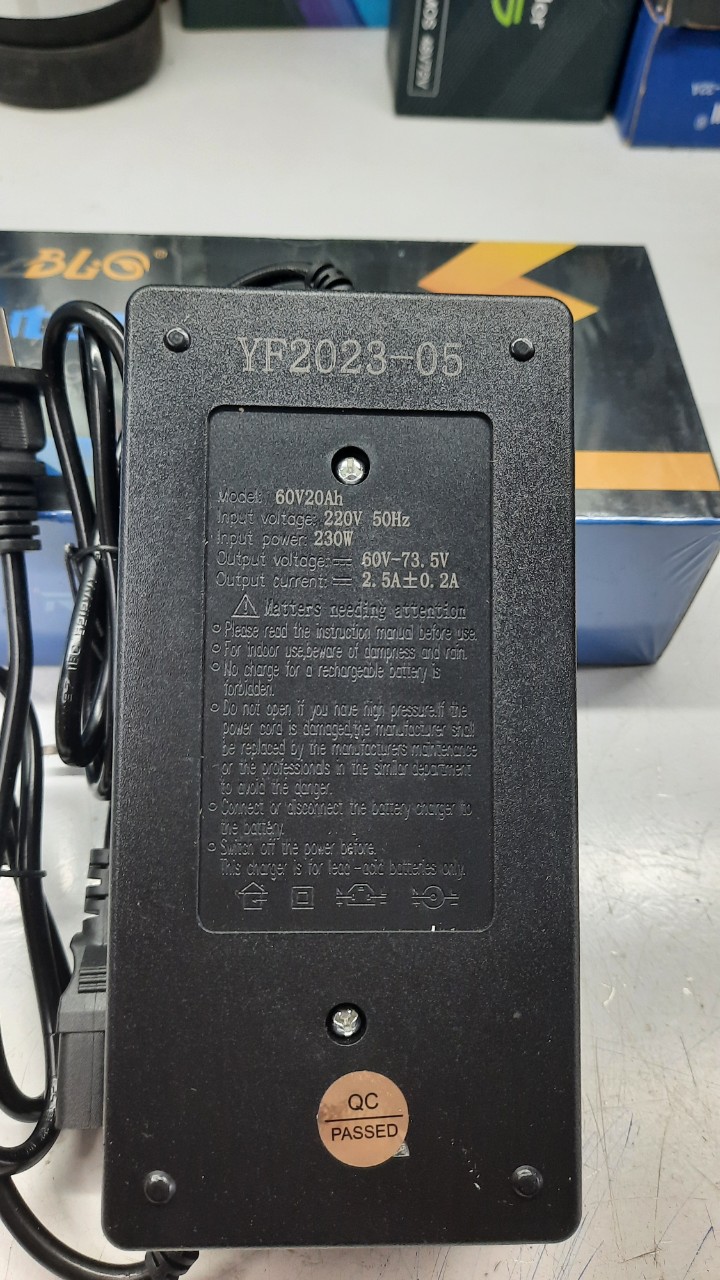 Sạc 60V/ 20Ah Xe Đạp Điện