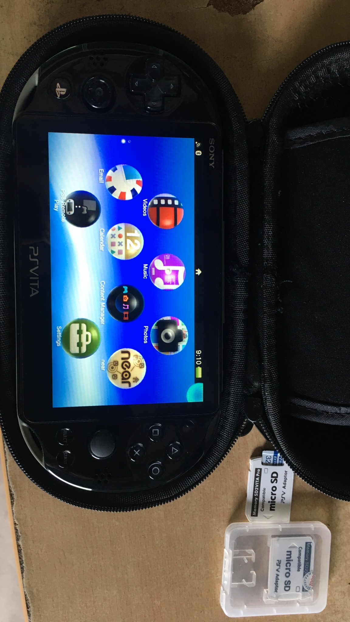 PS Vita 2000 MÀU ĐEN fw 3.74...CÓ HÌNH THẬT