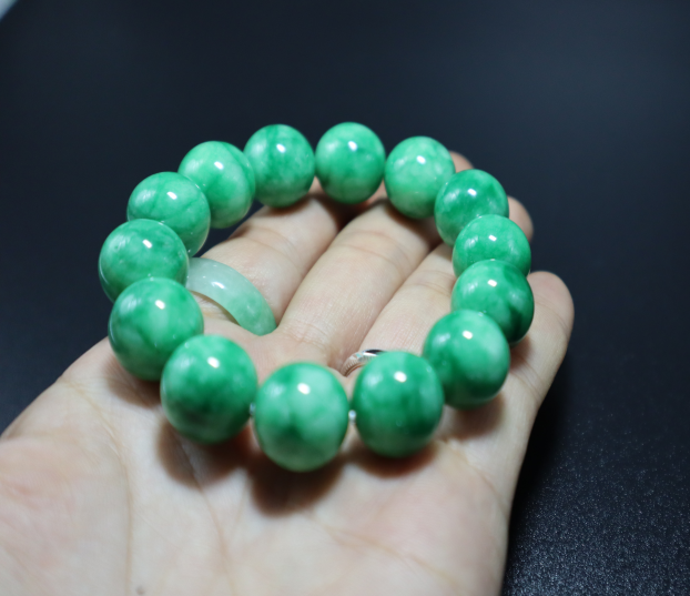 [HCM]( HÀNG ĐẸP) CHUỖI VÒNG TAY ĐÁ CẨM THẠCH XANH THỜI TRANGĐÁ TỰ NHIÊNMANG LẠI PHÚ QUÝ  BÌNH AN CHO NGƯỜI ĐEO