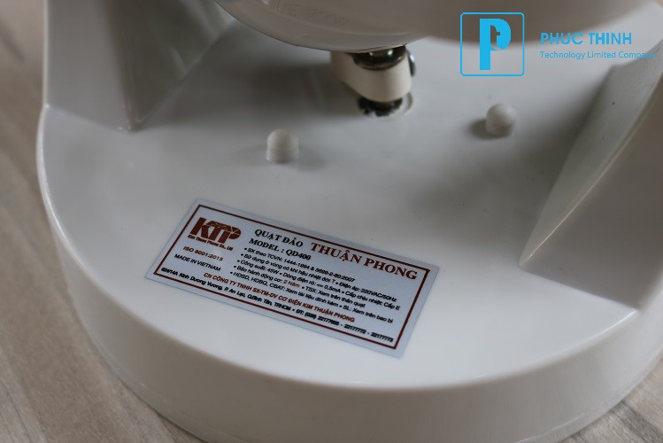 Quạt Đảo trần (Có Remote) Kim Thuận Phong QD400R