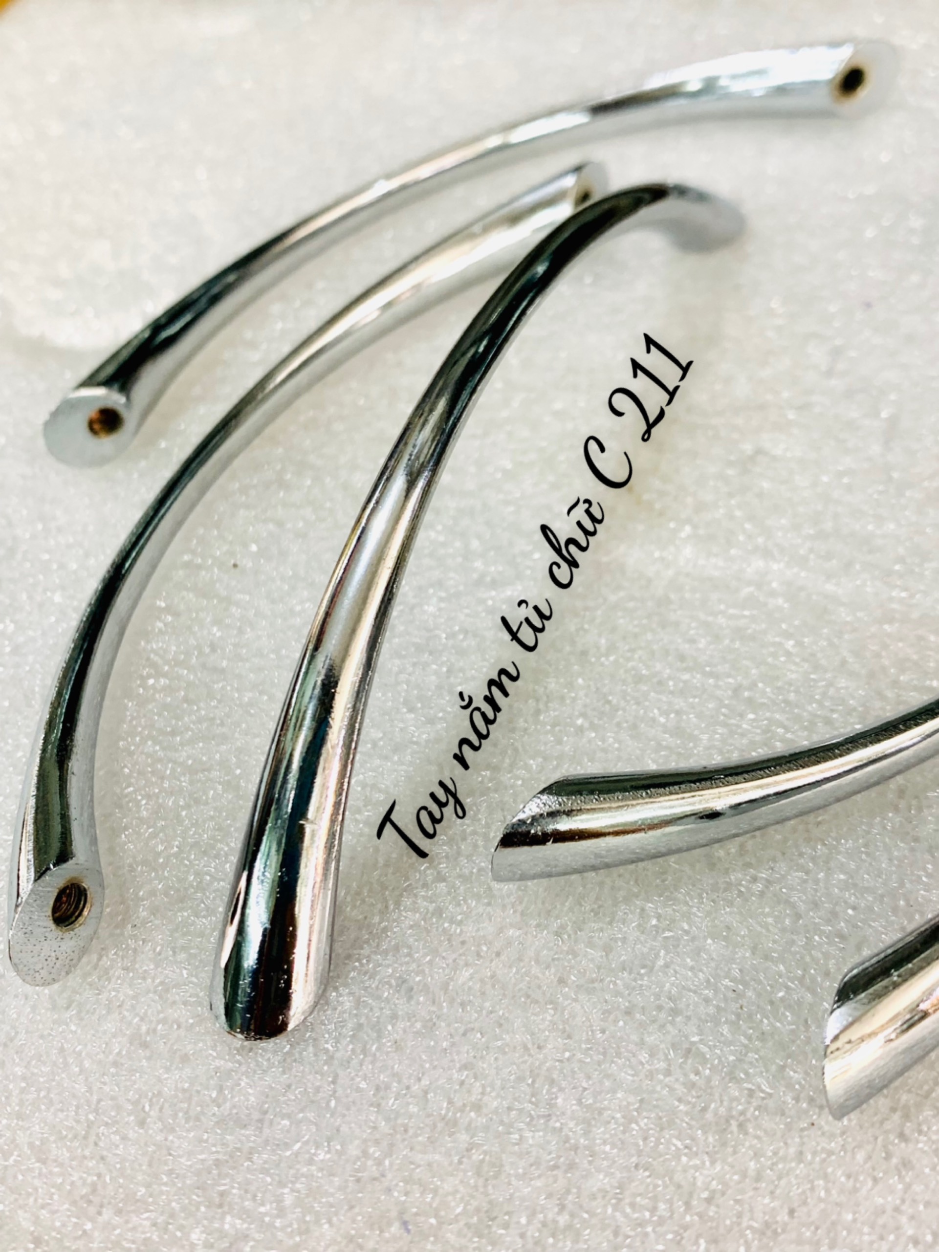 Tay tủ chữ C C211-96 hàng đẹp (2 cái)