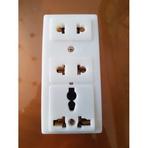 [HCM]Ổ cắm 3 không dây K28Y