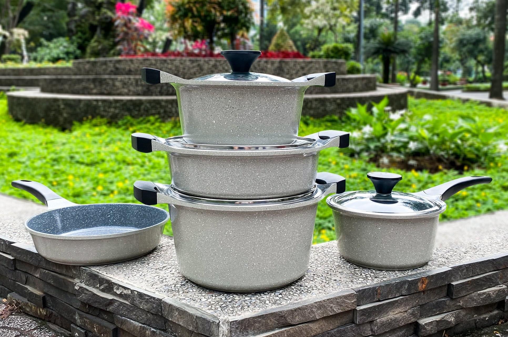 Nồi Đá Stone Cao Cấp 7 Lớp LocknLock 2 tay cầm 24cm thành thấp (hàng chính hãng)