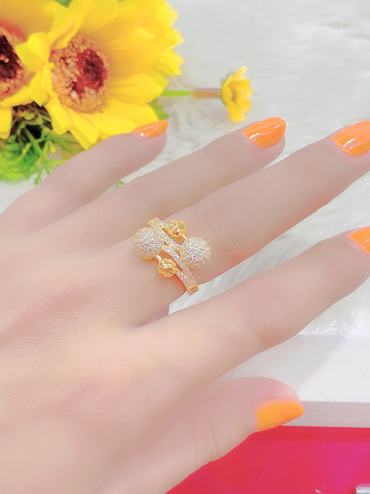 Nhẫn nữ đính đá sang trọng uha n226149-130