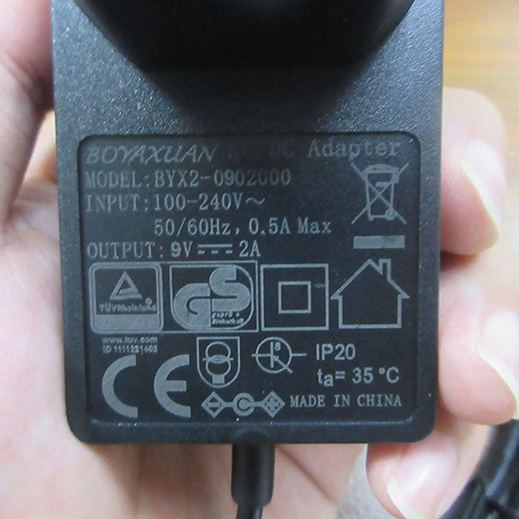 ADAPTER NGUỒN 9V 2A
